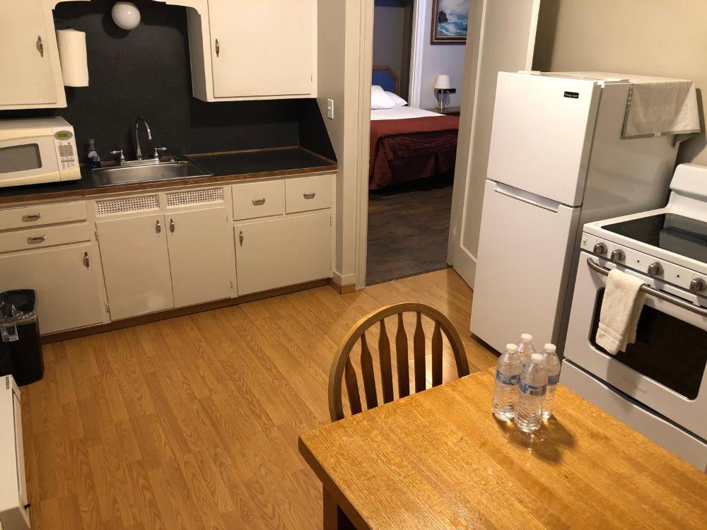 Queen Suite interior